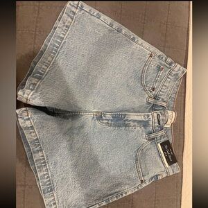 Abercrombie Dad Short- Curve Love